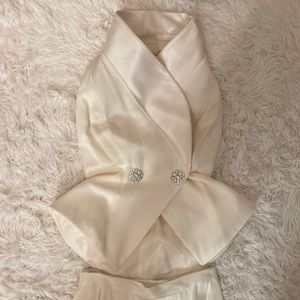 Vintage En Francais by Huey Waltzer Cream Backless Suit Separates